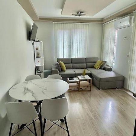 Breeze Apartment Burgas City Exteriér fotografie