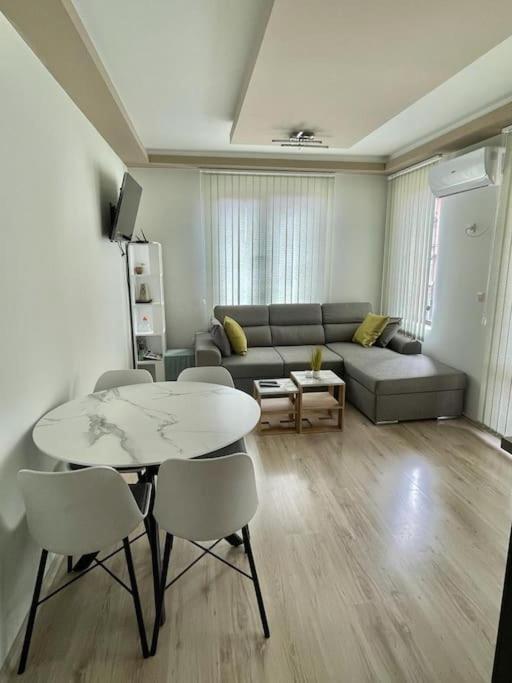 Breeze Apartment Burgas City Exteriér fotografie